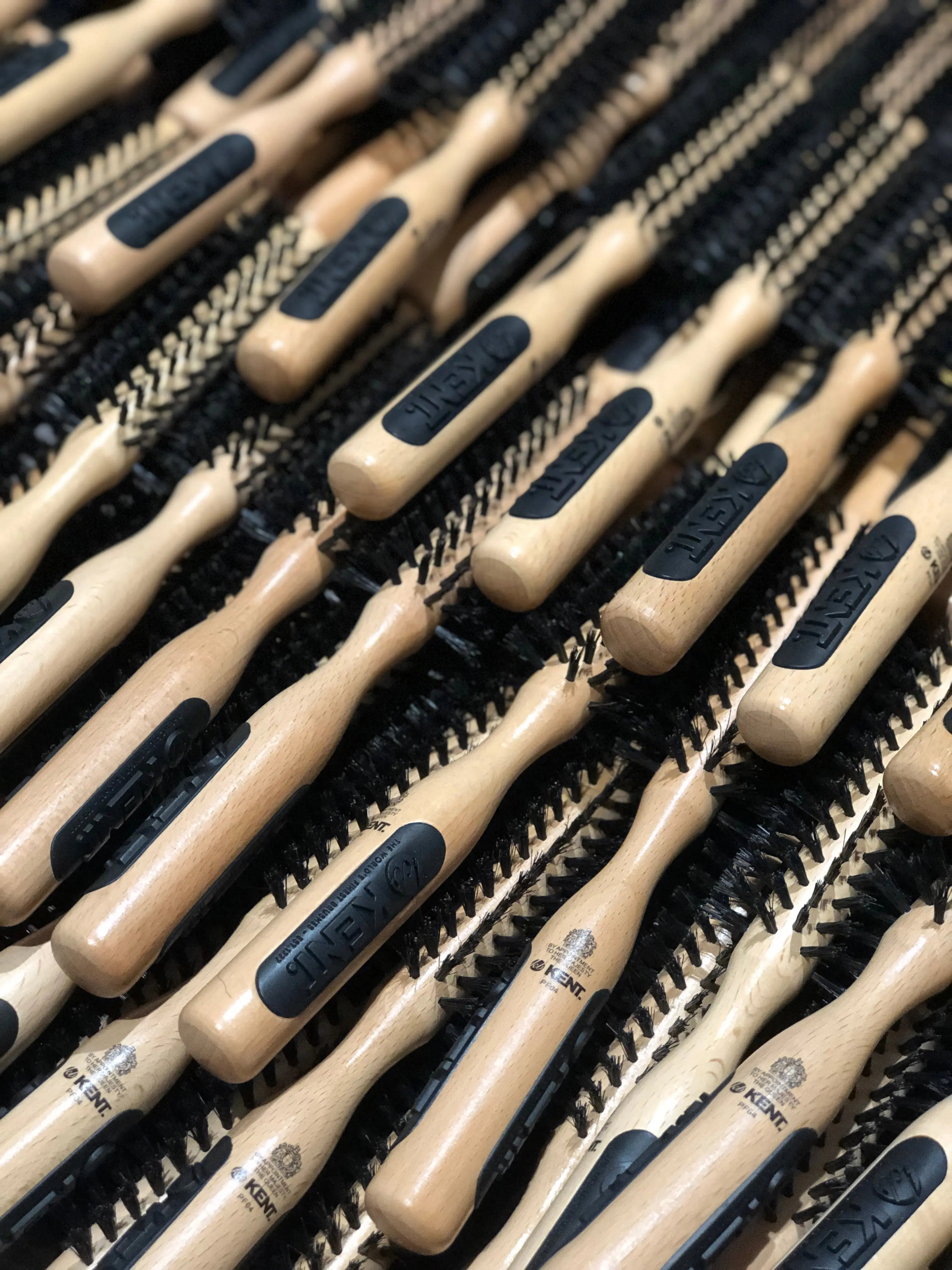 Win-a-Kent-Radial-Brush-for-you-and-a-mate. Heist of London